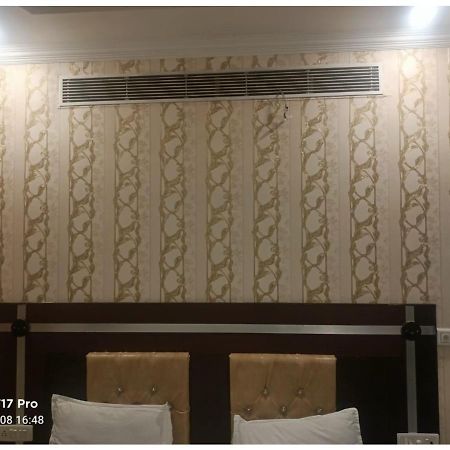 Hotel Kishore International, Amritsar Eksteriør bilde