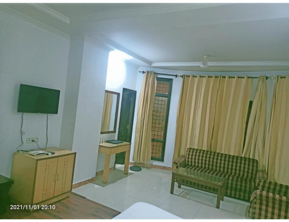 Hotel Kishore International, Amritsar Eksteriør bilde
