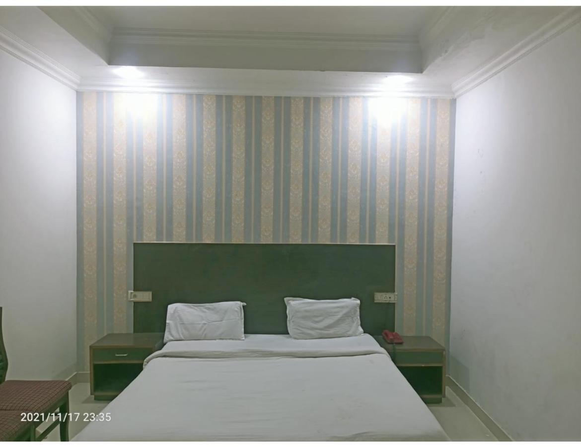 Hotel Kishore International, Amritsar Eksteriør bilde