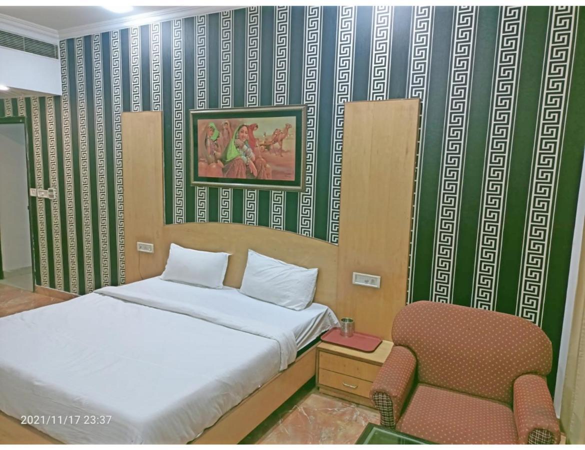 Hotel Kishore International, Amritsar Eksteriør bilde
