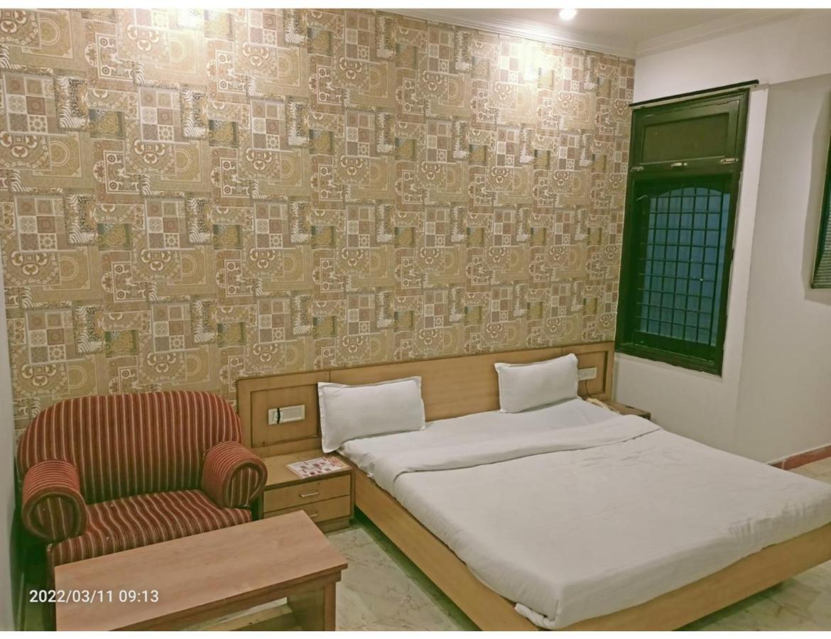 Hotel Kishore International, Amritsar Eksteriør bilde