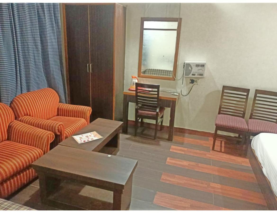Hotel Kishore International, Amritsar Eksteriør bilde