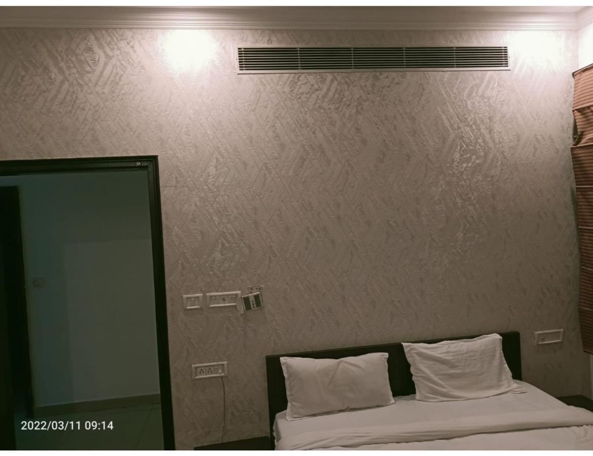 Hotel Kishore International, Amritsar Eksteriør bilde